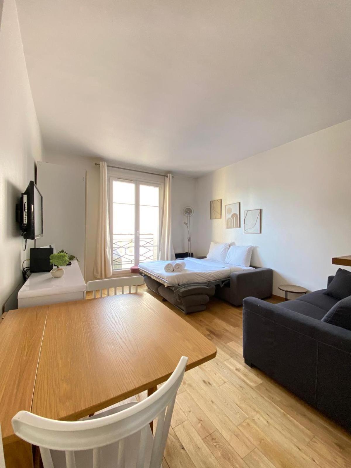 Aparthotel Parisian Arc Triomphe *